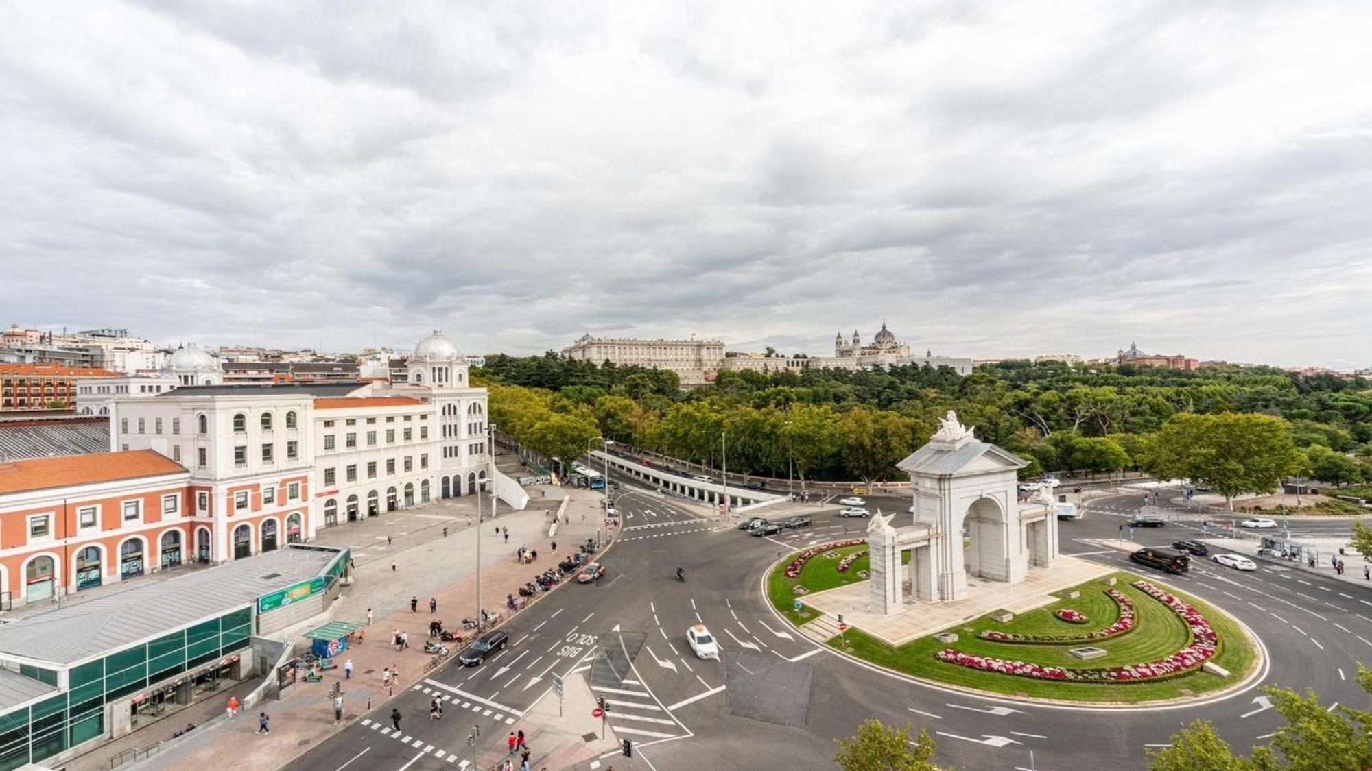 Hotel Nido Principe Pio Madrid Exteriör bild