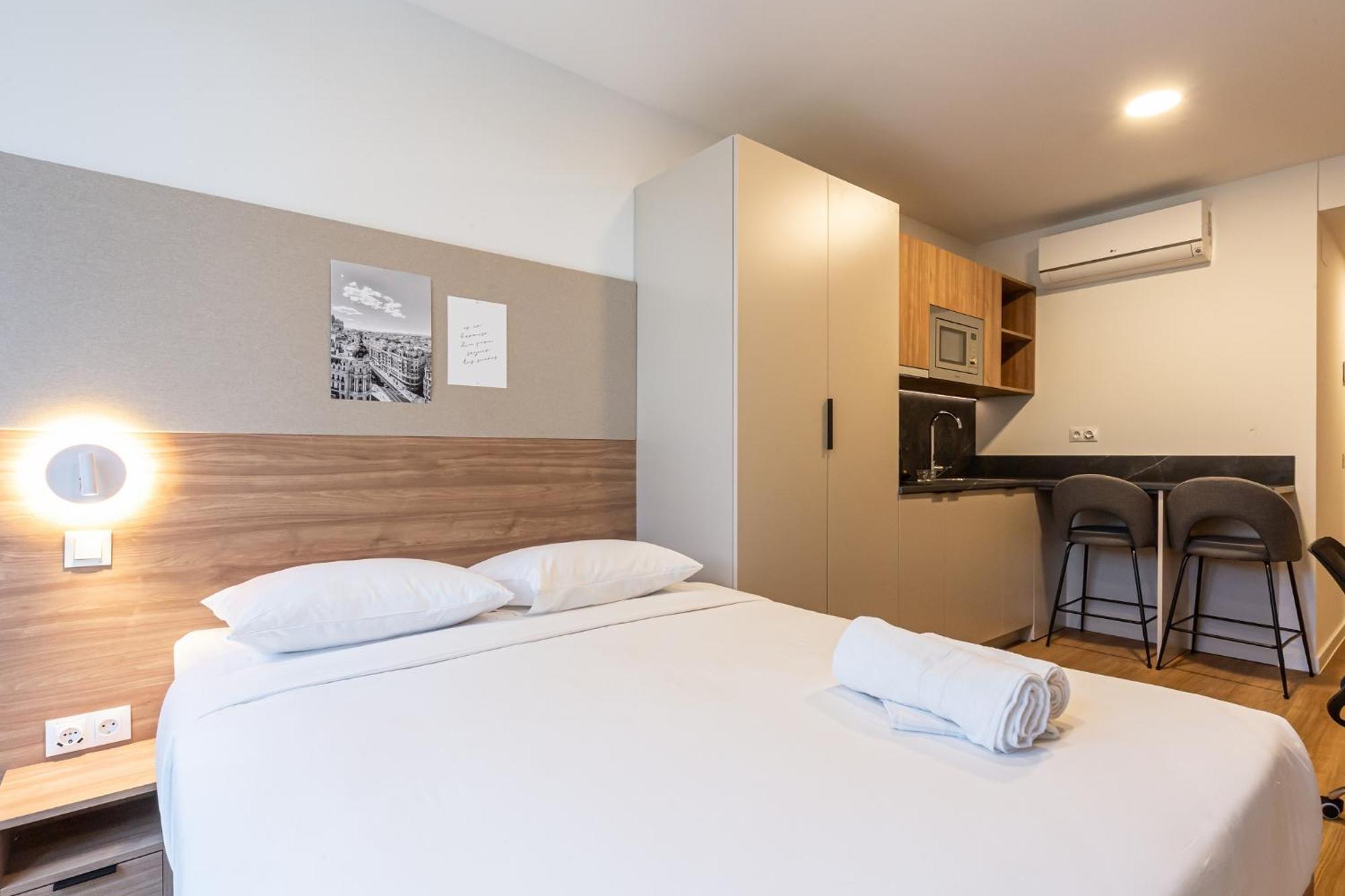 Hotel Nido Principe Pio Madrid Rum bild